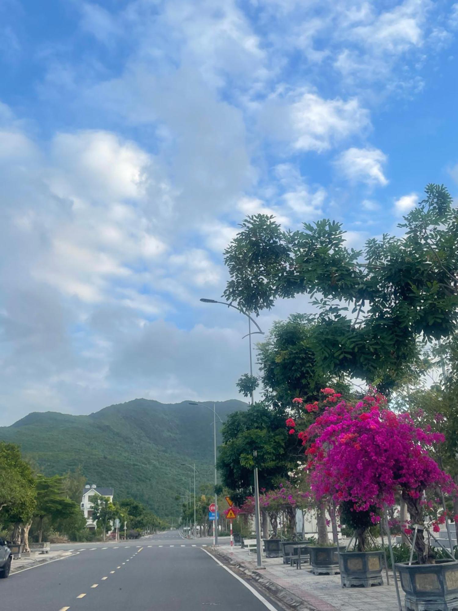 Moc Homestay- Near Bai Dai Beach Cam Lam Buitenkant foto