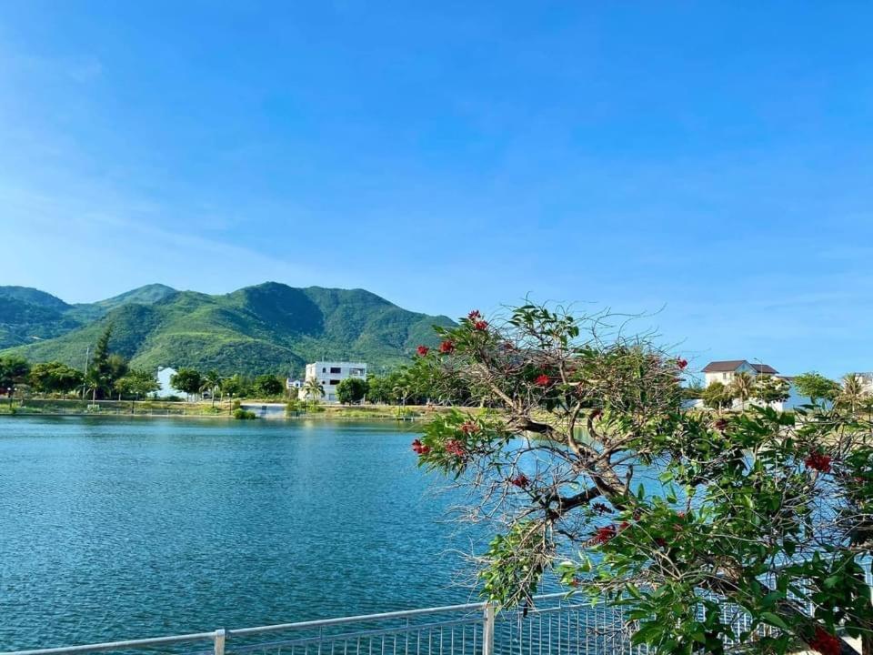 Moc Homestay- Near Bai Dai Beach Cam Lam Buitenkant foto